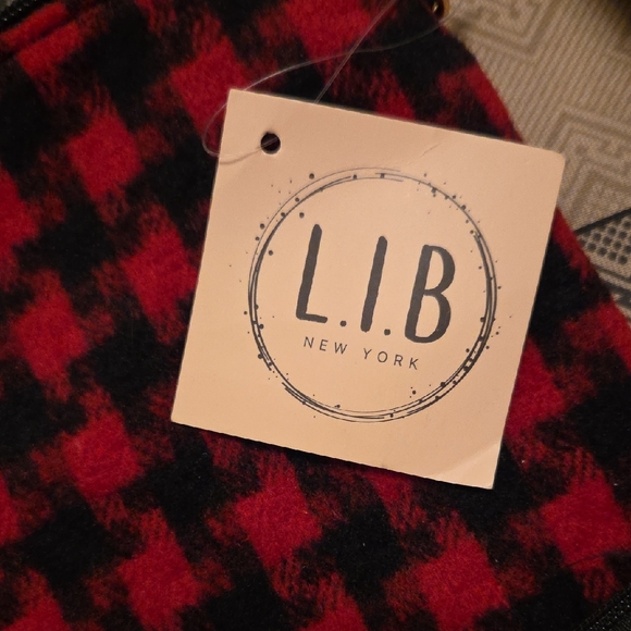 L.I.B. new york NWT Red and Black Houndstooth Clutch and Wristlet Set..2 Pieces - Picture 2 of 4